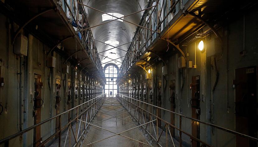 F&uuml;r Sarkozy gibt es hinter Gittern keine Vorzugsbehandlung.