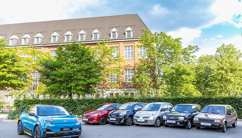 Hallo Oldies: Der neue Micra (links) kann auf eine ganze Anzahl Vorgänger zurückblicken. Hallo Oldies: Der neue Micra (links) kann auf eine ganze Anzahl Vorgänger zurückblicken.