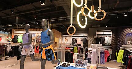 In Essen wurde kürzlich diese Intersport-Filiale von Andreas Stommen eröffnet. Auch das neue Geschäft von Thomas Grabert im Heilbronner Weipertzentrum wird im typischen Intersport-Look daherkommen. Die Eröffnung ist am nächsten Donnerstag.