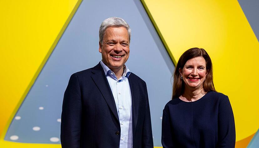 Manfred Knof, Vorstandsvorsitzender der Commerzbank, tritt zum Monatsende ab - Finanzchefin Bettina Orlopp übernimmt (Archivbild). Manfred Knof, Vorstandsvorsitzender der Commerzbank, tritt zum Monatsende ab - Finanzchefin Bettina Orlopp übernimmt (Archivbild).