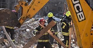 Auch aus Dnipro wurden schwere Explosionen gemeldet.