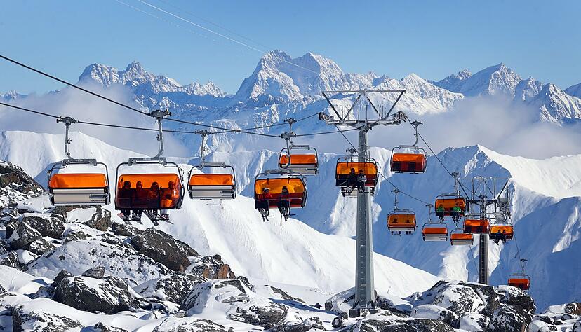 In der Silvretta Arena Ischgl/Samnaun k&ouml;nnen Wintersportler die Grenze zwischen &Ouml;sterreich und der Schweiz passieren.