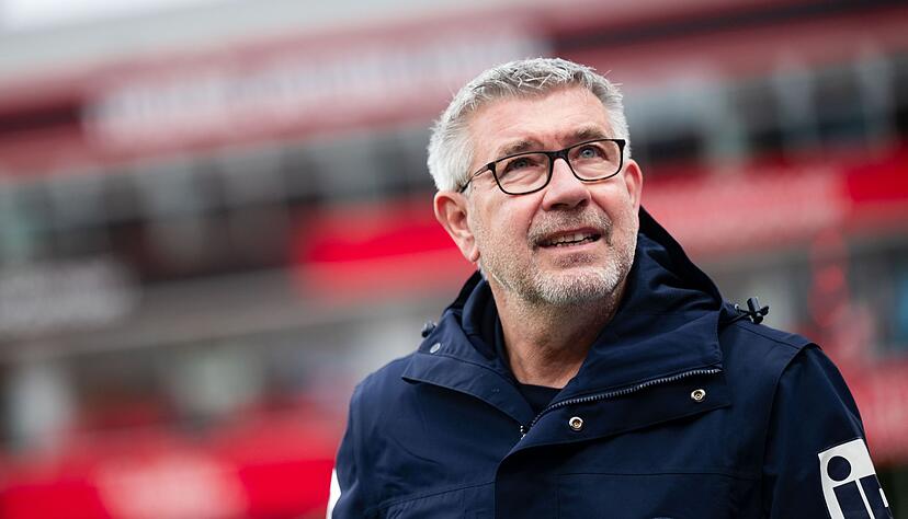 Trainer Urs Fischer trifft mit dem FSV Mainz 05 auf den VfB Stuttgart. (Archivbild)