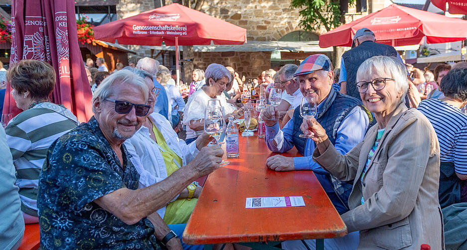 Mehr als 100 Weine an zehn Probierständen werden den Besuchern des Erlenbacher Weinfestes in diesem Jahr angeboten.
