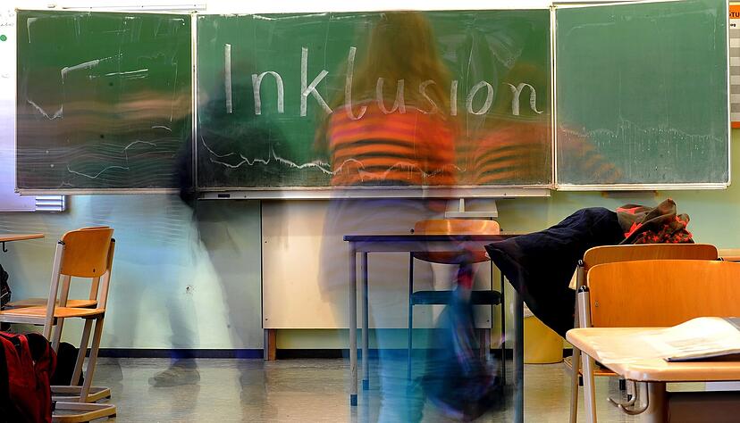 Wie steht es um die Inklusion in Schulen? Damit Kinder mit F&ouml;rderbedarf auch an Regelschulen ausreichend Unterst&uuml;tzung bekommen, ist mehr Fachpersonal n&ouml;tig.