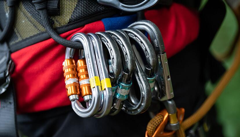 Neben klassischen Unf&auml;llen besch&auml;ftigen die Teams immer h&auml;ufiger Mountainbike-St&uuml;rze, Gleitschirm-Notlandungen, Tierrettungen oder Sucheins&auml;tze in schwierigem Gel&auml;nde. Auch medizinische Notf&auml;lle nehmen zu.(Archivbild)