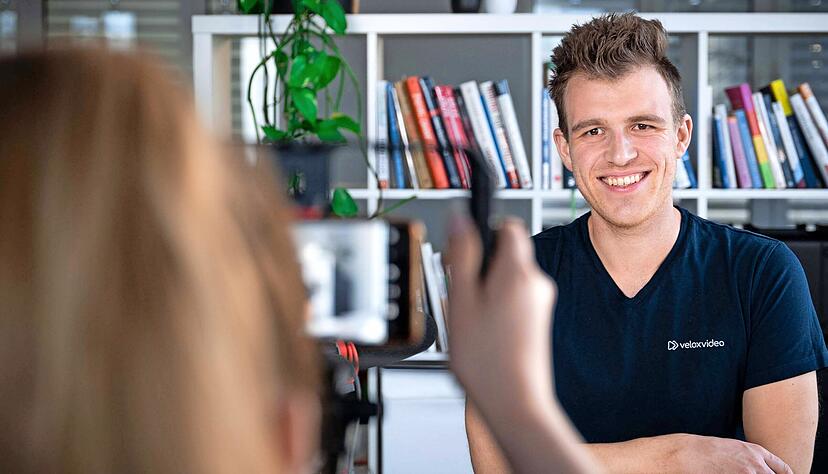 Einfach filmen, der Rest wird erledigt: Moritz Mollenkopf, Gr&uuml;nder und Gesch&auml;ftsf&uuml;hrer der Boost Video GmbH.
Foto: privat