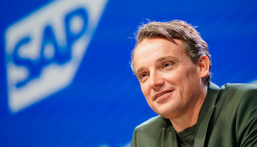 Christian Klein, Vorstandsvorsitzender des Softwarekonzerns SAP, während einer Bilanzpressekonferenz. (Archivbild) Christian Klein, Vorstandsvorsitzender des Softwarekonzerns SAP, während einer Bilanzpressekonferenz. (Archivbild)
