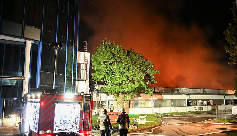 Der Brand ist laut Oberb&uuml;rgermeister Martin Horn einer der gr&ouml;&szlig;ten der Stadtgeschichte.