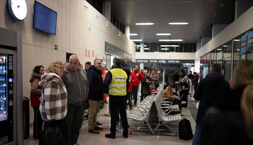 Das K&ouml;nigshaus in Madrid, der Papst und Ursula von der Leyen sprachen ihr Beileid aus.