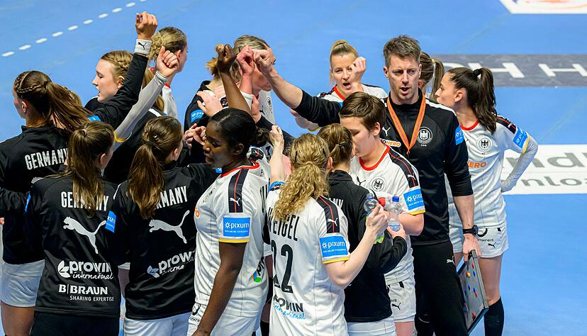 Die EM-Gruppengegner von Deutschlands Handball-Frauen stehen fest. Die EM-Gruppengegner von Deutschlands Handball-Frauen stehen fest.