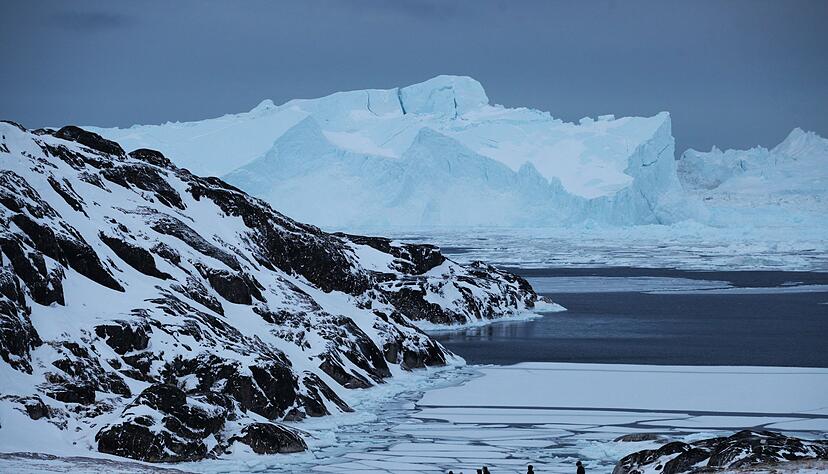 Grönland ist sechs Mal so groß wie Deutschland, hat aber nur knapp 57.000 Einwohner. (Archivbild) Grönland ist sechs Mal so groß wie Deutschland, hat aber nur knapp 57.000 Einwohner. (Archivbild)