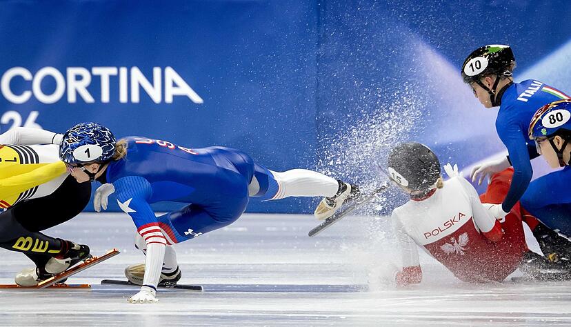 Kristen Santos-Griswold traf Kamila Sellier mit dem Schlittschuh im Gesicht. Kristen Santos-Griswold traf Kamila Sellier mit dem Schlittschuh im Gesicht.
