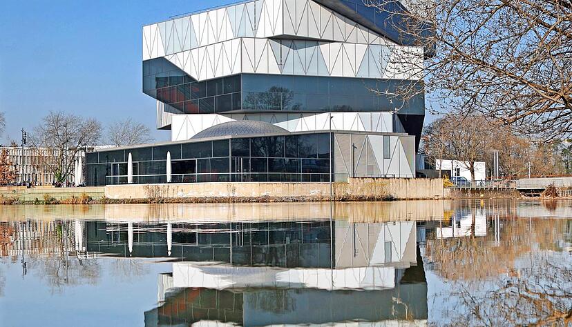 Die Heilbronner Experimenta will ihr Angebot im Bereich KI und Nachhaltigkeit ausbauen. Die Heilbronner Experimenta will ihr Angebot im Bereich KI und Nachhaltigkeit ausbauen.