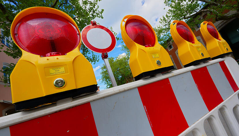 Autofahrer, die von Massenbachhausen nach Gemmingen wollen, m&uuml;ssen vorerst der Umleitung &uuml;ber Richen und Berwangen folgen.