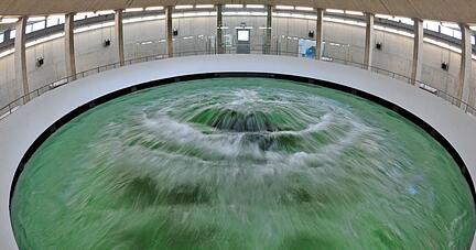 Hier sprudelt Wasser, das auch zahlreiche Haushalte der Region versorgt: im Quelltopf des Zweckverbands Bodensee-Wasserversorgung in Sipplingen.