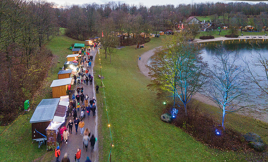 In diesem Jahr bleibt – wohl wetterbedingt – mehr Platz, um bei der Seeweihnacht durchzukommen. In diesem Jahr bleibt – wohl wetterbedingt – mehr Platz, um bei der Seeweihnacht durchzukommen.