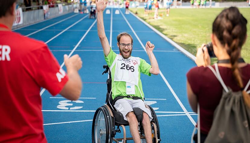 Bei den Special Olympics Landesspielen messen sich Menschen mit geistiger Beeinträchtigung in 17 verschiedenen Disziplinen. Bei den Special Olympics Landesspielen messen sich Menschen mit geistiger Beeinträchtigung in 17 verschiedenen Disziplinen.