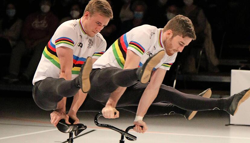 Max Hanselmann (links) und Serafin Schefold vom RV Öhringen haben zum vierten Mal den deutschen Meistertitel im Zweier Open geholt. Der Saisonhöhepunkt steht mit der Weltmeisterschaft aber erst noch an.
Foto: privat