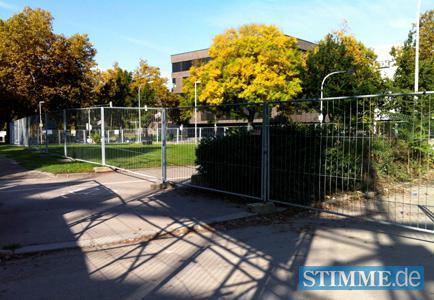 Die Investhotel Heilbronn GmbH kann nun die Ausschreibung der Baumaßnahmen vorbereiten, im Frühjahr 2013 werden die Bagger anrollen. Die Investhotel Heilbronn GmbH kann nun die Ausschreibung der Baumaßnahmen vorbereiten, im Frühjahr 2013 werden die Bagger anrollen.