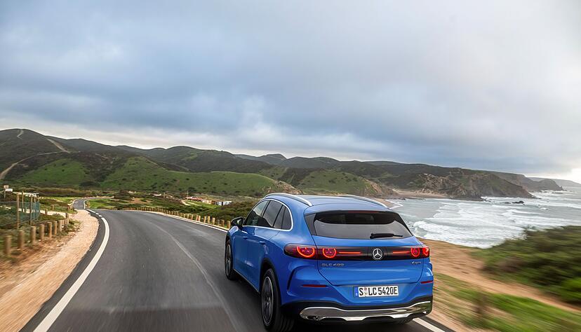 Spurtstark und auch knackig fahrbar: Aus dem Stand auf Tempo 100 kann der GLC in 4,3 Sekunden sprinten. Spurtstark und auch knackig fahrbar: Aus dem Stand auf Tempo 100 kann der GLC in 4,3 Sekunden sprinten.