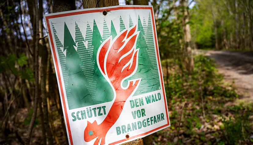 H&ouml;chste Alarmstufe im Wald: In Teilen Deutschlands gilt Gefahrenstufe 5 und schon ein Funke kann zur Katastrophe f&uuml;hren.