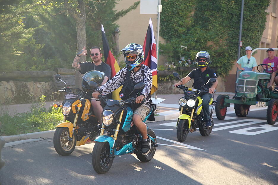 Ein Publikumsmagnet war der traditionelle Umzug. Ein Publikumsmagnet war der traditionelle Umzug.