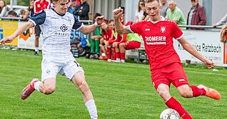 Auch vom SV Waldhof Mannheim II wurden die Gommersdorfer am Wochenende ausgebremst. Nun wollen Jakob Hespelt (rechts) und Co punkten.
Foto: Jens Gerner