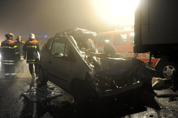 Zwei Tote bei Massenkarambolage nahe Freiburg