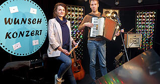 Haben „Wunschkonzert – Der Soundtrack deines Lebens“ konzipiert: Sophie Püschel vom Theater Heilbronn und Musiker Johannes Zimmermann.