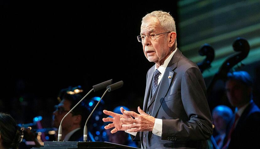 Das österreichische Staatsoberhaupt regte gemeinsame europäische Projekte an. Das österreichische Staatsoberhaupt regte gemeinsame europäische Projekte an.