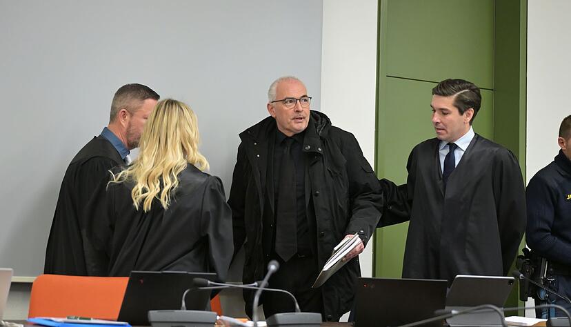 Der Ex-CDU-Abgeordnete Axel Fischer muss weiter im Gefängnis bleiben. Der Ex-CDU-Abgeordnete Axel Fischer muss weiter im Gefängnis bleiben.