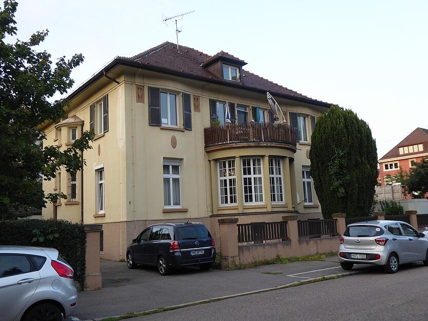 Das Wohnhaus der Familie Landauer steht bis heute in Heilbronn. An der Klettstra&szlig;e fielen in der Reichsprogromnacht Nazis &uuml;ber die j&uuml;dische Familie her und zertr&uuml;mmerten die Wohnungseinrichtung.