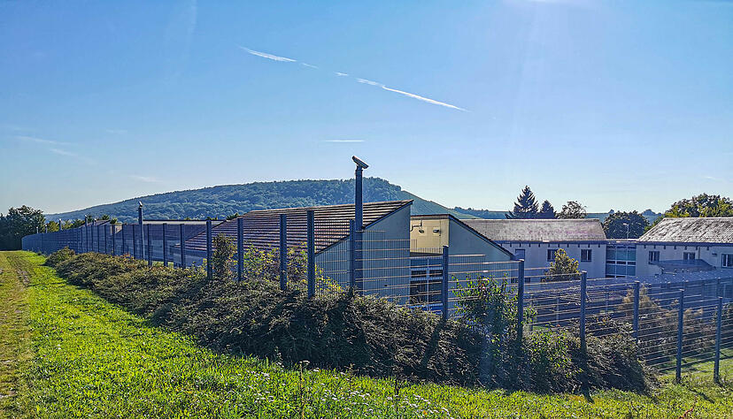 Hintergrund für die aktuelle Diskussion ist unter anderem der jüngste Ausbruch von vier Männern aus dem Maßregelvollzug des Klinikums am Weissenhof in Weinsberg. Foto: dpa