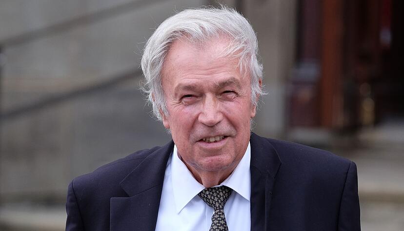 Mann mit vielen Talenten: Rainer Holbe. Mann mit vielen Talenten: Rainer Holbe.