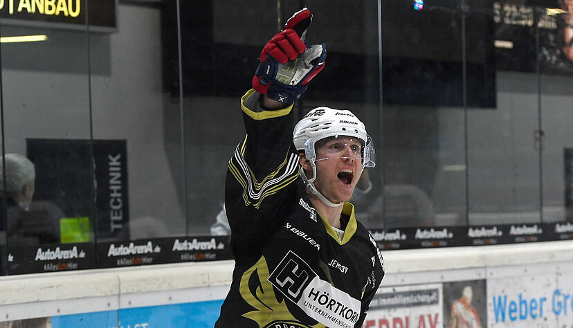 Linus Wernerson Libäck möchte am liebsten auch gegen die Falken so jubeln. Linus Wernerson Libäck möchte am liebsten auch gegen die Falken so jubeln.