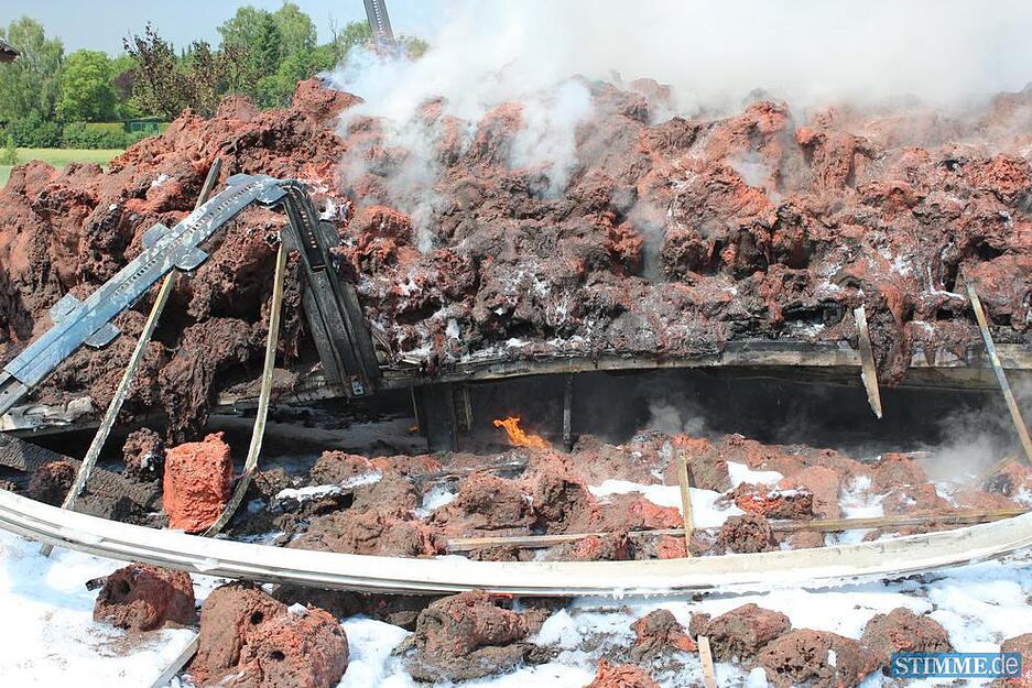 Brennender Lkw auf A6 | 03.06.