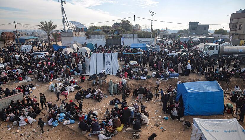 Die Hamas soll gemäß dem Waffenruhe-Abkommen morgen weitere Geiseln aus dem Gazastreifen freilassen. (Archivbild) Die Hamas soll gemäß dem Waffenruhe-Abkommen morgen weitere Geiseln aus dem Gazastreifen freilassen. (Archivbild)