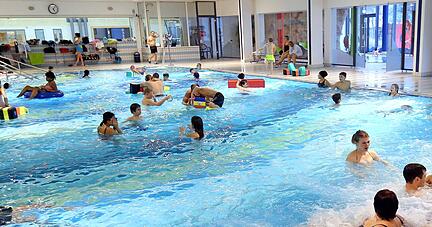 Das Soleo wird mit Gas beheizt. Ob Bad und Sauna, die derzeit geschlossen sind, wieder öffnen, steht noch nicht fest.
Fotos: Archiv/Veigel Das Soleo wird mit Gas beheizt. Ob Bad und Sauna, die derzeit geschlossen sind, wieder öffnen, steht noch nicht fest.
Fotos: Archiv/Veigel