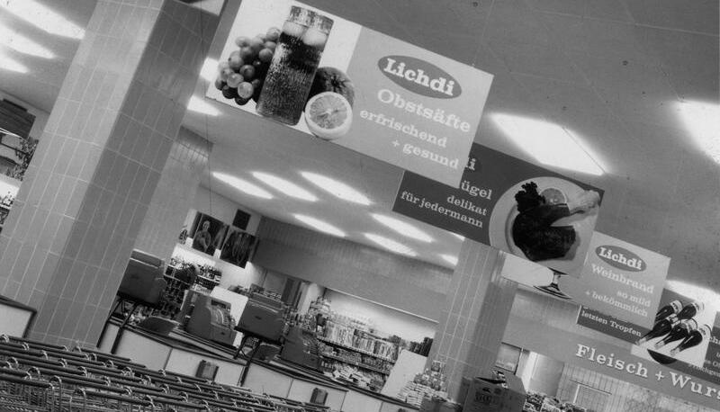 Am 22. Februar 1962 wurde in der Heilbronner Kaiserstraße eine moderne Filiale eröffnet. Ein bisschen Farbe, und das Werbefoto könnte von heute sein. Am 22. Februar 1962 wurde in der Heilbronner Kaiserstraße eine moderne Filiale eröffnet. Ein bisschen Farbe, und das Werbefoto könnte von heute sein.