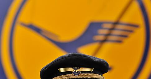 Piloten und Lufthansa sprechen wieder miteinander. Piloten und Lufthansa sprechen wieder miteinander.