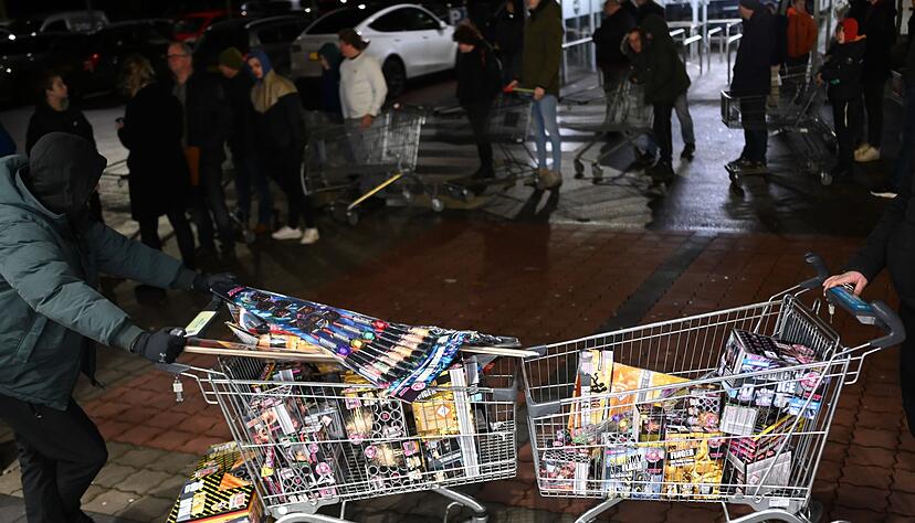 In den Niederlanden soll ab 2026/2027 privates B&ouml;llern verboten werden. (Archivbild)