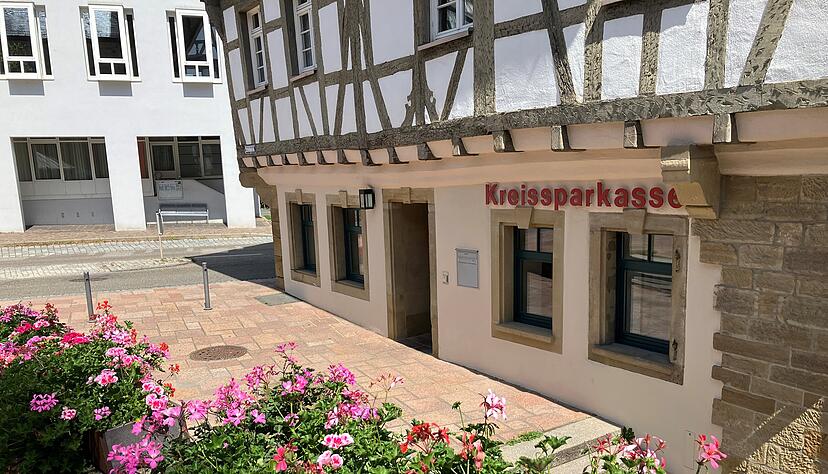 Zum Einbruch in der Güglinger Sparkassen-Filiale liegen Videoaufnahmen vor.