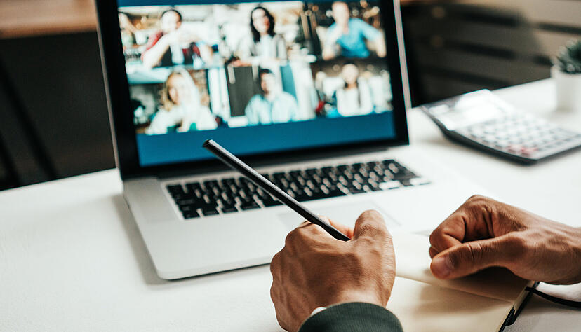 Online-Meetings sind mittlerweile Normalit&auml;t geworden. Nur die Gemeinder&auml;te in den Rath&auml;usern sind noch nicht darauf eingestellt.