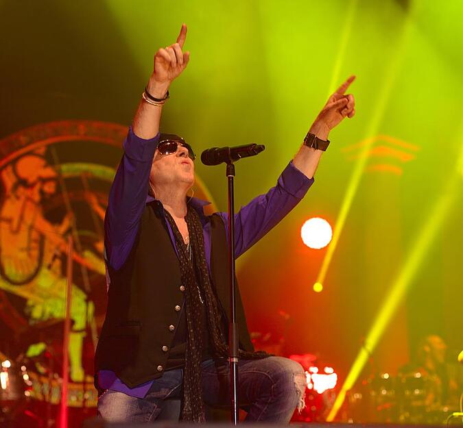 Scorpions unplugged in der Hanns-Martin-Schleyer-Halle