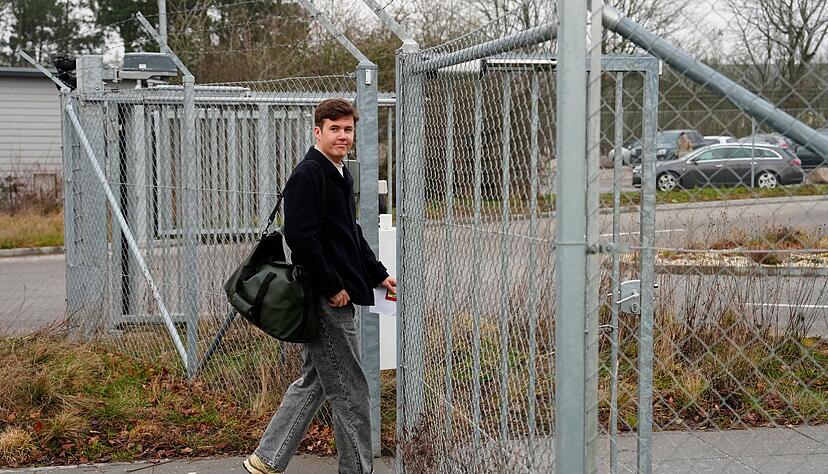 Kronprinz Christian an der Kaserne.