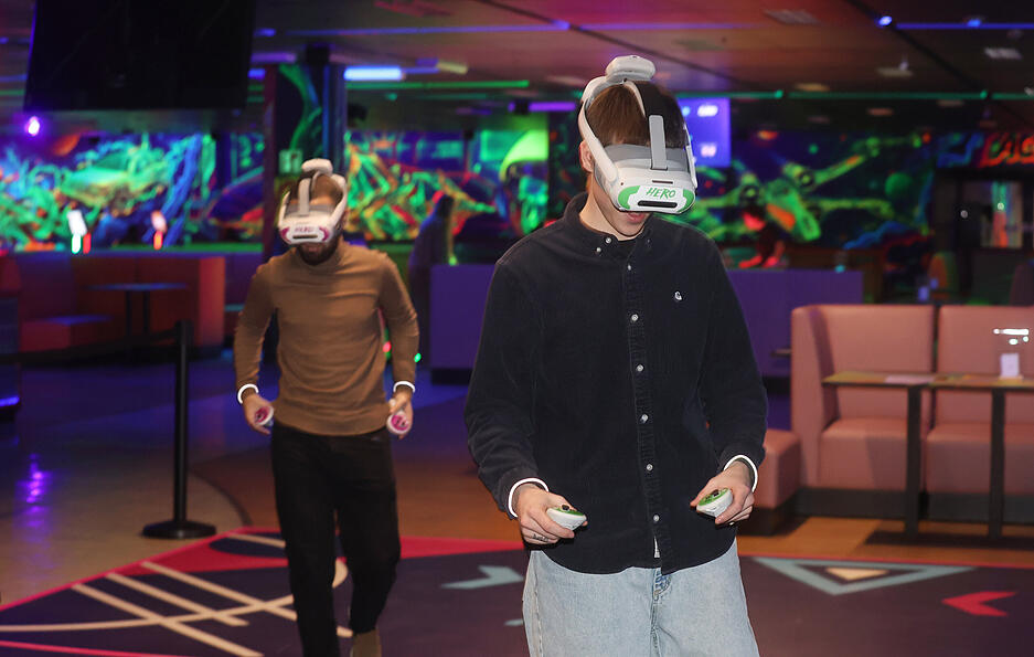 Zur Eröffnung der Actionzone füllte sich das Wollhaus mit neugierigen Besuchern. Zur Eröffnung der Actionzone füllte sich das Wollhaus mit neugierigen Besuchern.