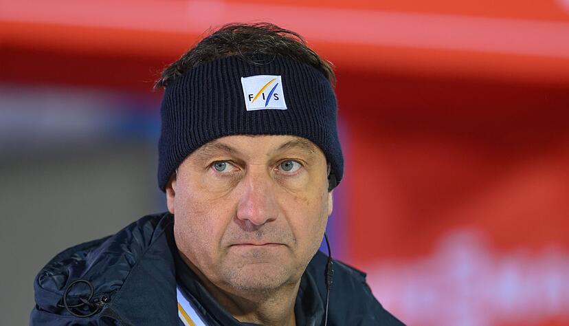 Fis-Rennleiter Sandro Pertile arbeitet weiter an einer Angleichung des Sprung-Kalenders. (Archivbild)