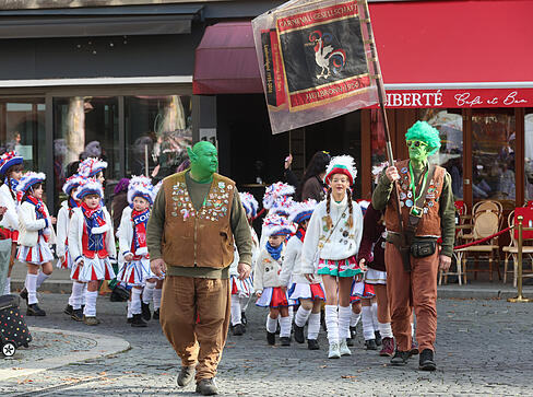 Bunte Kostüme und fröhliche Gesichter: In Heilbronn beginnt die närrische Zeit.
