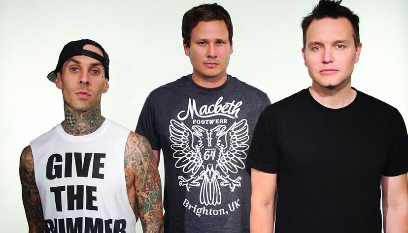 Blink-182 sind Schlagzeuger Travis Barker (von links), Gitarrist und Sänger Tom DeLonge sowie Bassist und Sänger Mark Hoppus. Blink-182 sind Schlagzeuger Travis Barker (von links), Gitarrist und Sänger Tom DeLonge sowie Bassist und Sänger Mark Hoppus.
